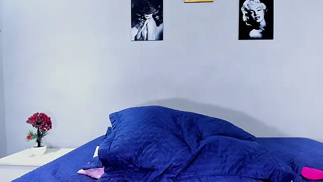 sexynova_93's cam snapshot