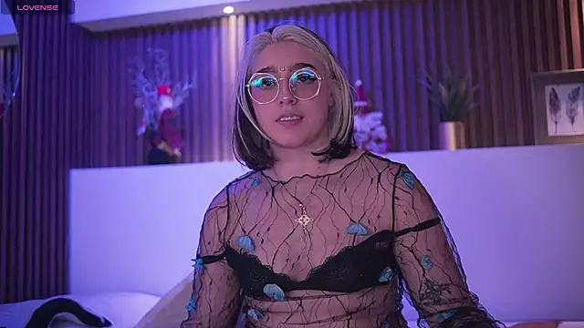 GabyRose9's cam snapshot