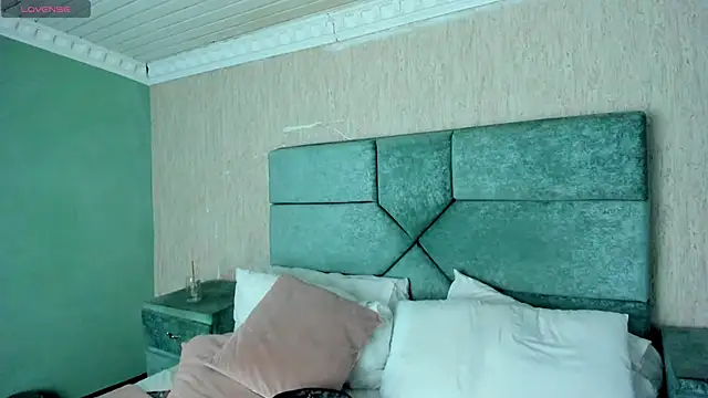 NaomySakura's cam snapshot