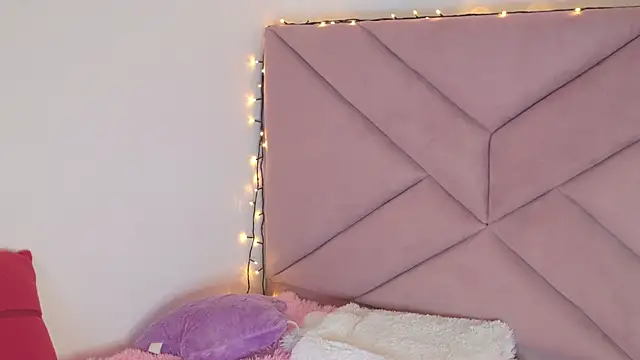 eva_sin18 live sex cam