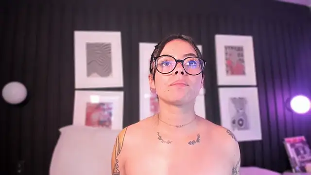 leslie_thompson live sex cam