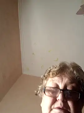 Katherine735 live sex cam