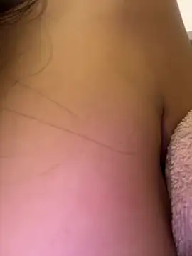 KaitlynLoveCam live sex cam