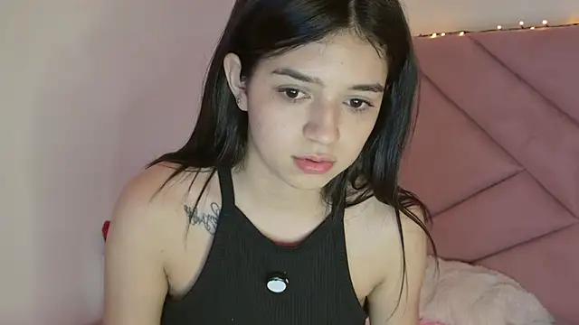 eva_sin18 live sex cam