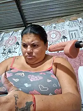 chubby_sexy_big_tits live sex cam