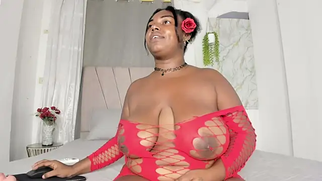 EbonyDesireX's cam snapshot