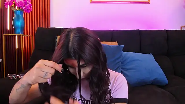 Zayda_1's cam snapshot