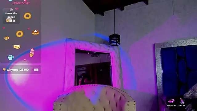 Taiissa_'s cam snapshot