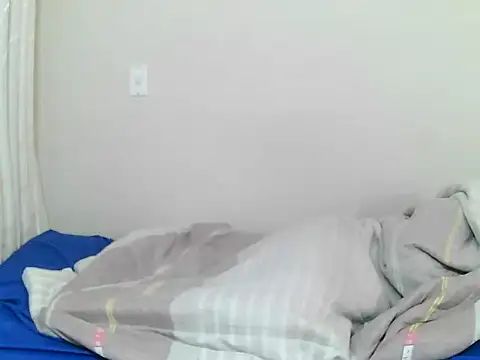 Blackmomma's cam snapshot