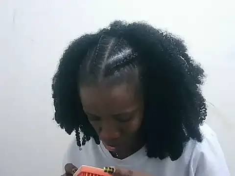 prettybeee's cam snapshot