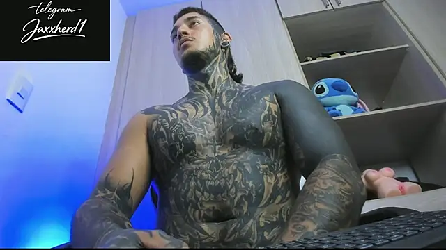 JAXXXONHERD live sex cam