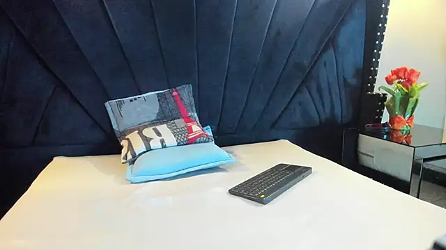 Xanderr_owen2 live sex cam