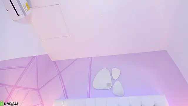 lunaa_hart's cam snapshot