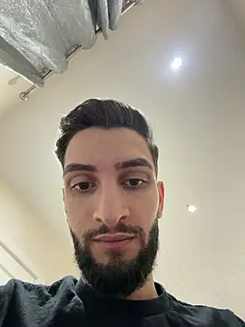 Juliann69Ramiro live sex cam