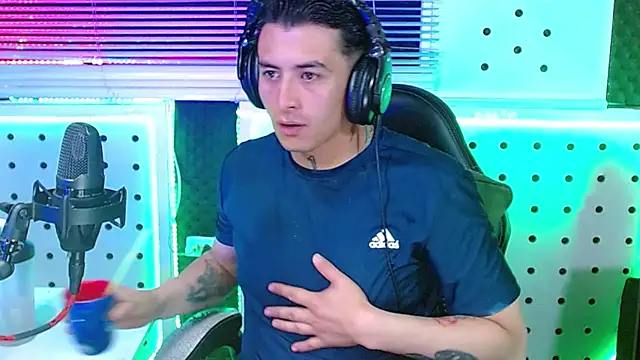 Godofcumxxx's cam snapshot