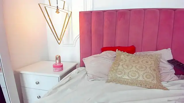 Tessa_Sinclaire's cam snapshot