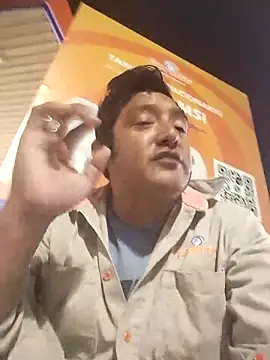 sagrado_1989's cam snapshot