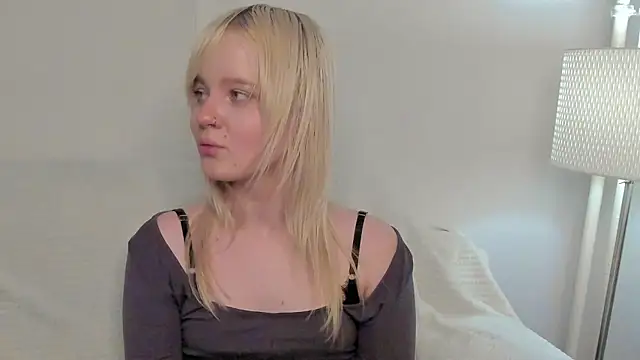 ustimeow's cam snapshot