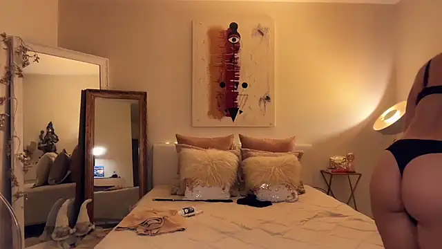 ChloeXSecret's cam snapshot