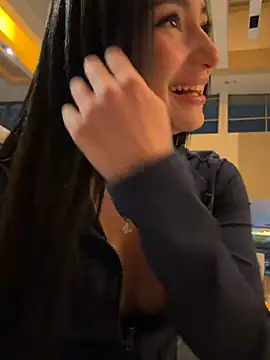 Maddy_Jones's cam snapshot