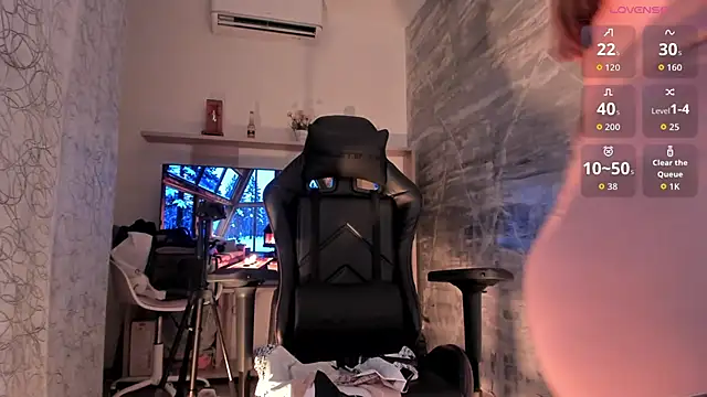 LunaBaker-1 live sex cam