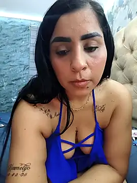 L_ucero live sex cam