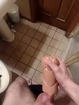 Bigdickdaddy3024 live sex cam