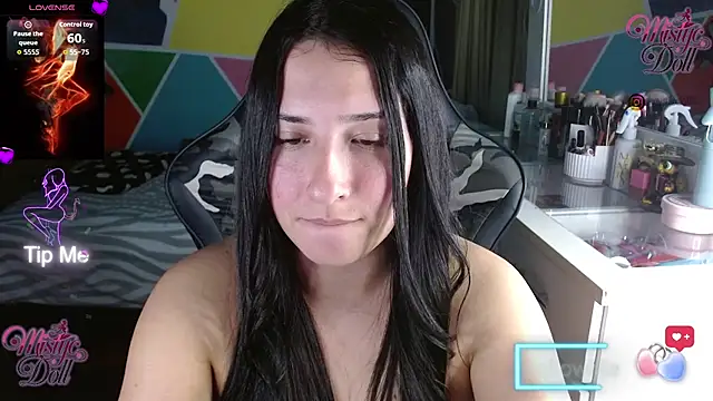 Mysticdooll69's cam snapshot