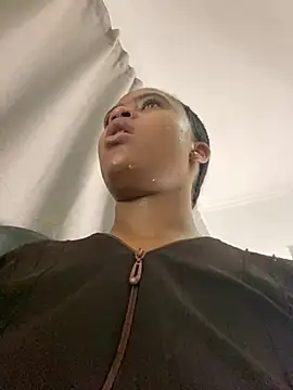 _Fifi's cam snapshot