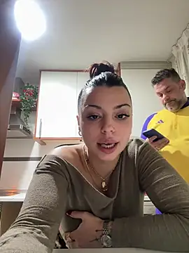 Noeliagglow live sex cam