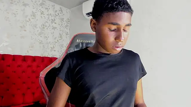 teylor_lovee live sex cam