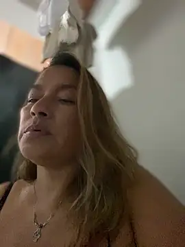 Jlo_69's cam snapshot