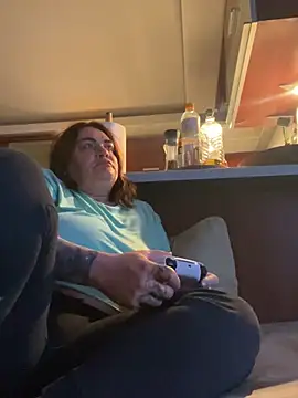 HeyBABYGIRL's cam snapshot