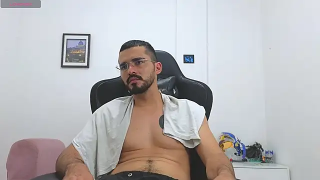 Massimoo_07 live sex cam