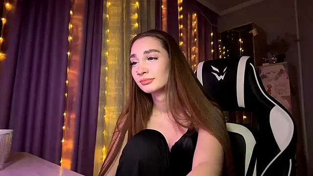 HollyPaw's cam snapshot