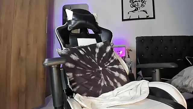 AlanNaughty live sex cam