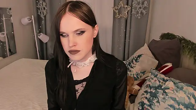 EffieMinki live sex cam