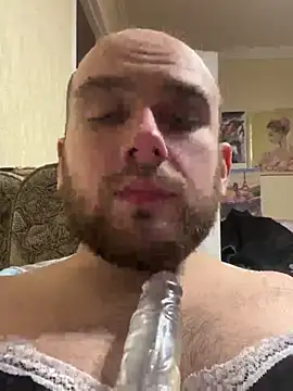 LuckyGirlfriends live sex cam