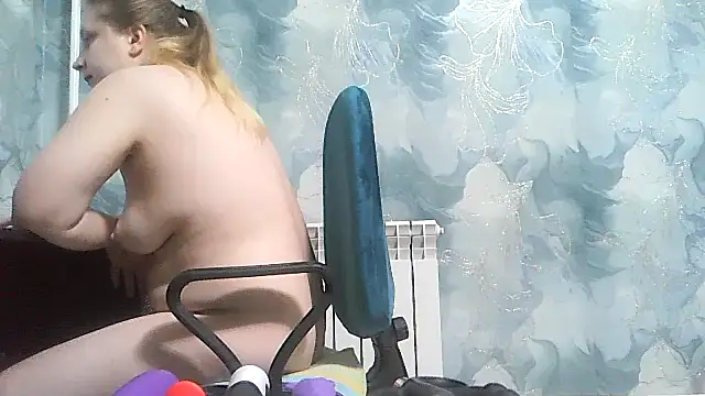 Emma_Melody's cam snapshot