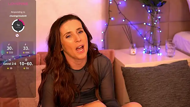 KyraCase live sex cam