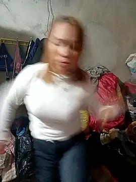 Melylyna live sex cam