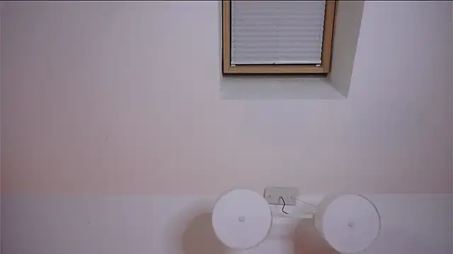 LeonaBelhumeur live sex cam