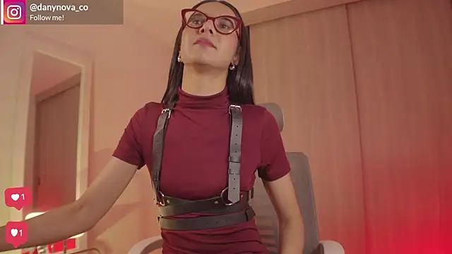 DanyNova_Co live sex cam