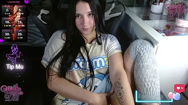 Mysticdooll69's cam snapshot