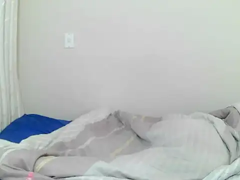 Blackmomma's cam snapshot