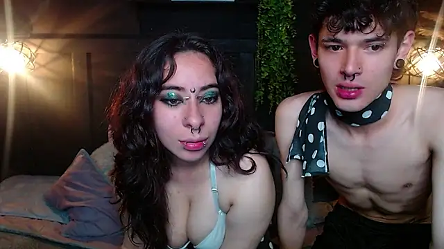 moonandzuko's cam snapshot