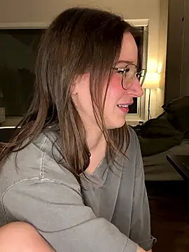 nerdynina live sex cam