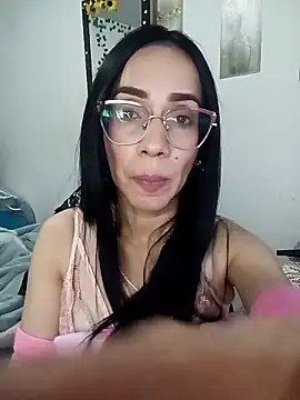 YaraDuartee's cam snapshot