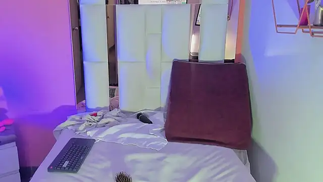 Alanna_hot3's cam snapshot