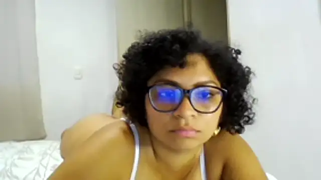 Tana_latin live sex cam